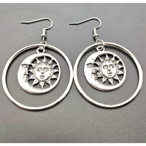 Retro Helios Big Circle Alloy Earrings Men and Women Same Earring