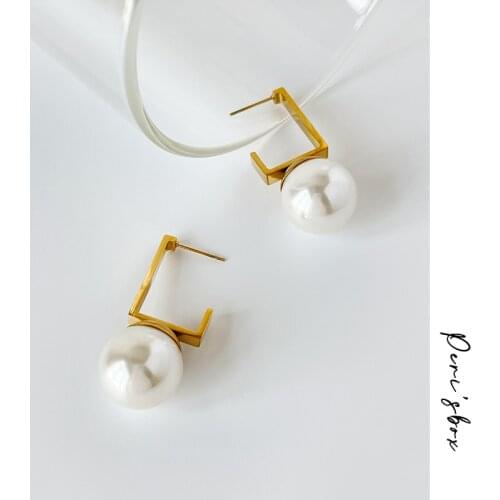 Peri'sBox Dangle Earrings