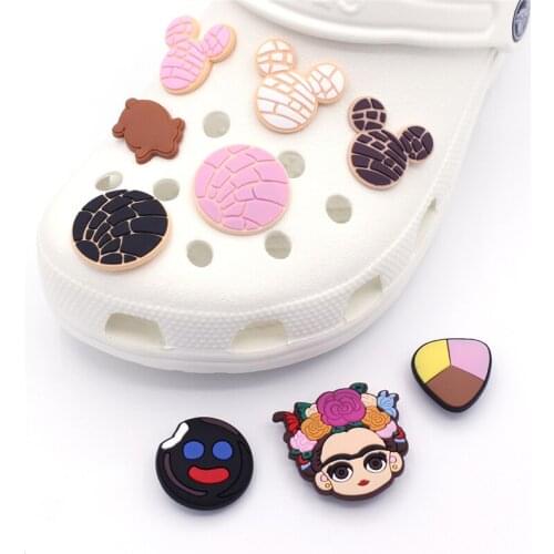1pcs Soft PVC JIBZ Charms Childrens cartoon shoes Accessories Decorations Clogs Button Charm for Sandals and Bracelets