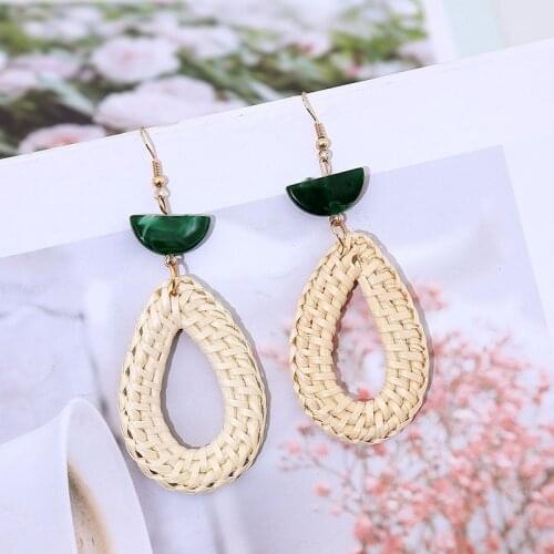 2019 Trendy Boho Female Water Drop Shape Rattan Knit Handmade Earrings For Women Fashion Green Acrylic Dangle Earring Jewelry