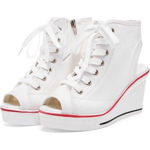 Women Vulcanize Shoes Vintage London Brogue Shoe Women Lace Up Chunky High Heels Cut-Outs Female Casual Footwear Plus Size 35-43