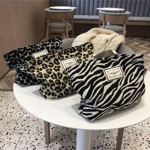 Womens Fashion Leopard/Zebra Striped Pattern Cosmetic Makeup Bags Lightweight Organizer Zipper Small Wild Portable Handbag
