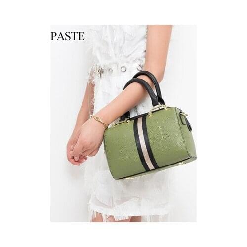 2017 Lovely Girl Cowhide Small Crossbody Bag Women Messenger Bags Genuine Leather Lady Bag Famous Brand Womens Shoulder Bag