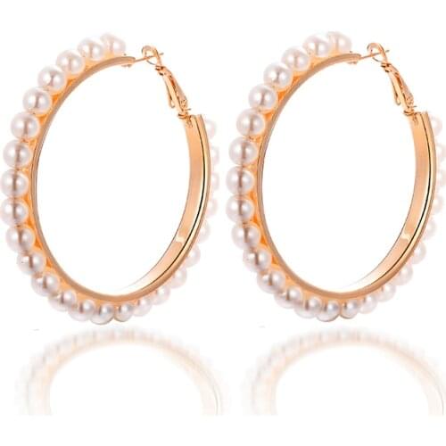 Promotion Imitation Pearl Beads Earring Rings Fashion Shiny Round Gold Female Hook Earrings Jewelry Gift Simple Elegant