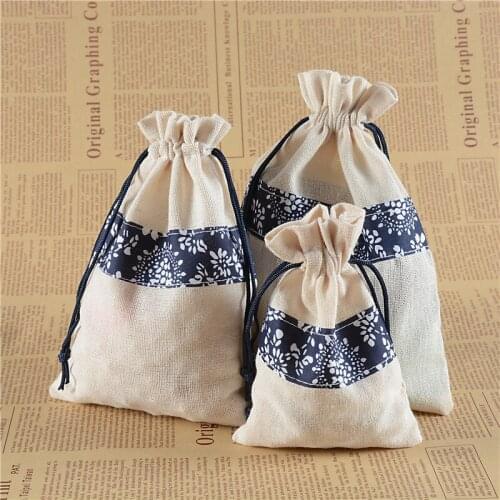 Ferimo 50pcs Blue and white porcelain jewelry cotton and linen bags mosquito repellent incense bag empty bags wholesale
