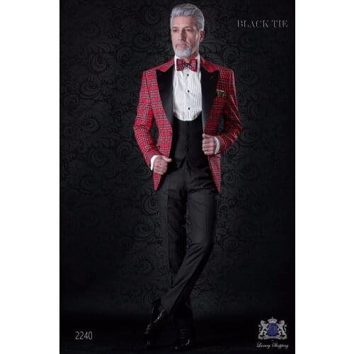 2020 New Arrival Red Plaid Blazer Suit Men Slim Fit Peaked Lapel Men Suits For Wedding Fashion Groom Tuxedo 3 Piece Prom Suits