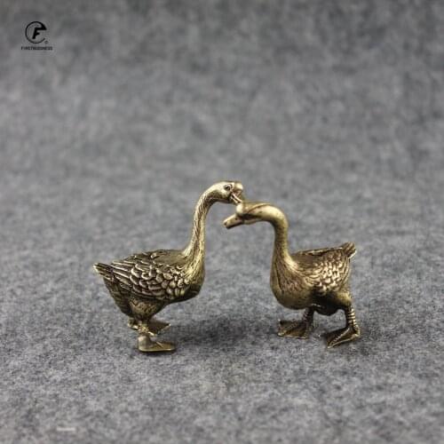 Retro Copper Solid Goose Figurines Small Animal Statue Ornaments Antique Brass Tea Pet Decor Office Desk Decoration Accesories