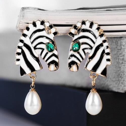 JK Cute Animal Dangle Earrings Women Green Eyes Beige Imitation Pearl Pendent Girl Party Earring Fashion Jewelry Drop Ship