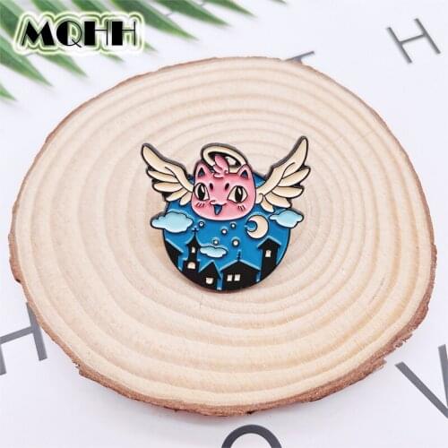 Creative Cartoon Cute Angel Pins Fun Dark Night Clouds Moon Guardian Angel Enamel Brooch Alloy Badge Fashion Woman Jewelry Gift
