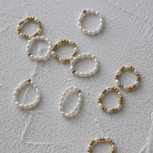 Elegant Daily Accessories Minimalist Handmade Elastic Size Stainless Steel Gold Beads Natural Freshwater Pearl Rings For Women