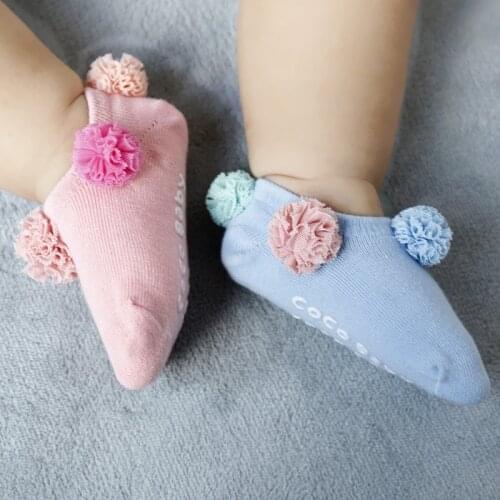 Girl Baby Socks Non-slip Floor Socks Solid Color Pure Cotton Wool Ball Accessories Childrens Socks Newborn Toddler Socks