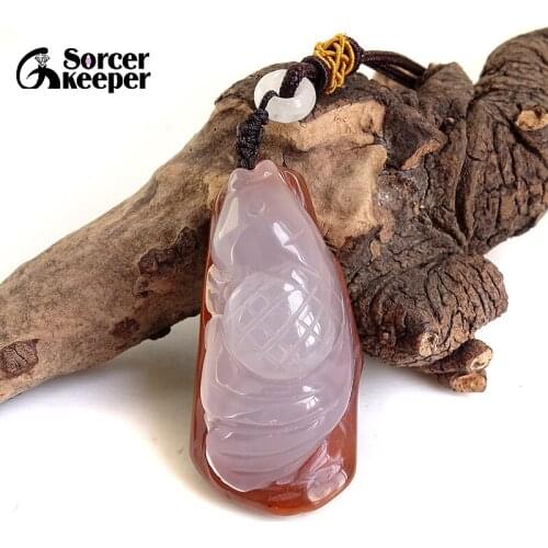 Real Natural Stone Hand Carved Animal Amulet Lucky Men & Women Fish Pendant Necklace Fashion Agates Raw Ore Crafts Jewelry BE200