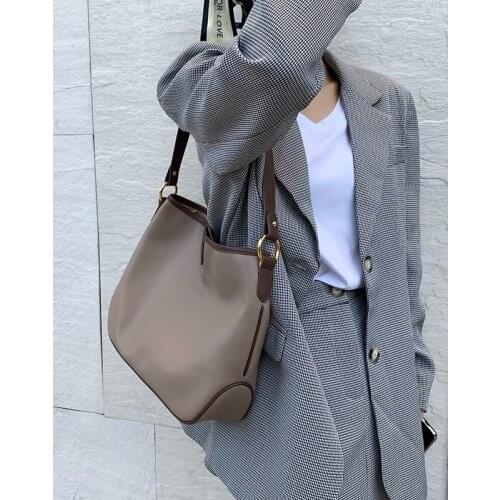 Women Leather Handbag Women Luxury Handbags Women Bags Designer Crossbody Bags Designer Handbags High Quality Retro Shoulder Bag