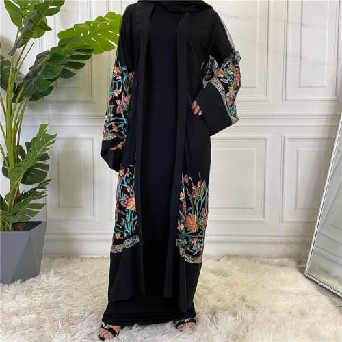 Floral Embroidery Black Abayas for Women Dubai Islamic Eid Mubarak Kaftans for Women Turkish Beachwear Kimono Muslim Cardigan
