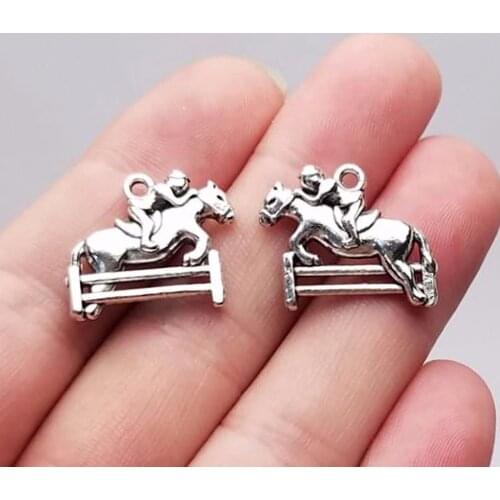 15pcs/lot--24x19mm, horse chams,Antique Silver plated horse racing charms ,DIY supplies, Jewelry accessories