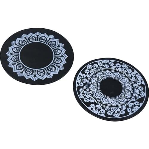 1 pcs Car dashboard round lotus anti-slip fixed bracket mobile phone GPS perfume stand creative blue and white porcelain mat