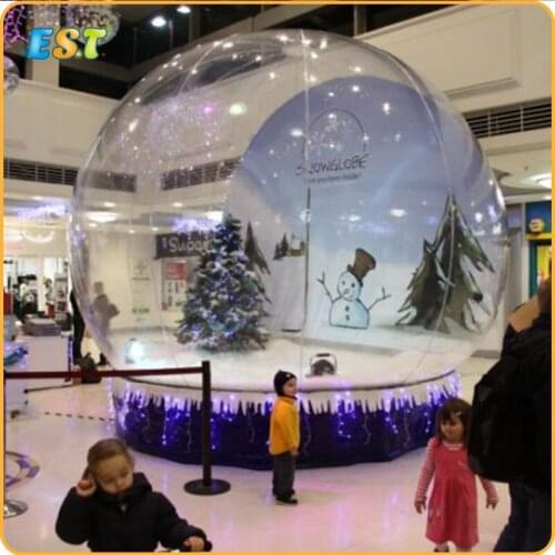 Winter Wonderland Inflatable Snow Globe Large Diameter For Huge Containing Spaces