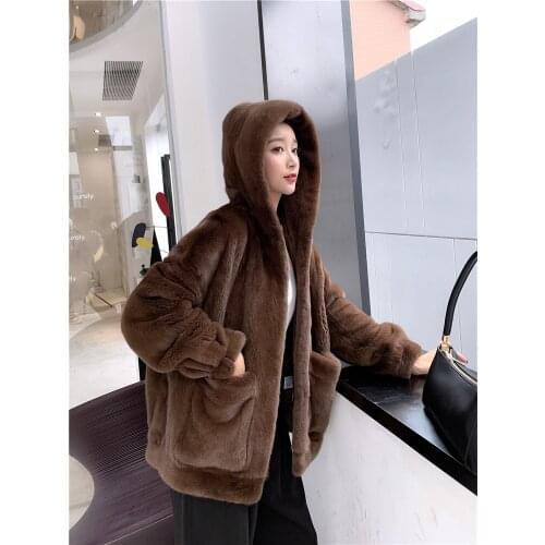 Imported velvet tunic natural mink fur coat female mink fur jacket hooded medium section 2019 new fashion young