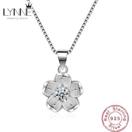 New Fashion Flowers Zircon CZ Pendant Neckalce 925 Sterling Silver Sakura Rhinestone Charm Clavicle Necklaces Women Jewelry Gift