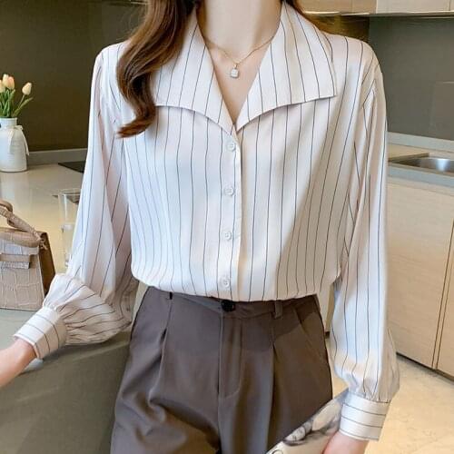 Stripe Satin White Long Sleeve Shirt Women 2021 Autumn Top for Women Blouse Chiffon Button Up Vintage Blusas Elegant Female 1148