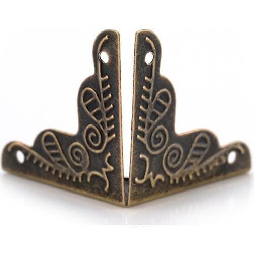 10PCS 3.6x2.4cm Luggage Case Box Corners Brackets Decorative Corner For Furniture Triangle Rattan Carved