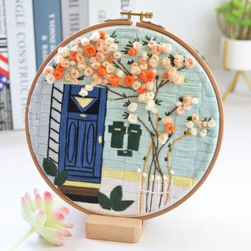 DIY Stamped Embroidery Kit European Style Flowers Plants pattern with Embroidery Hoop Rose Floss Threads Needles for Beginner