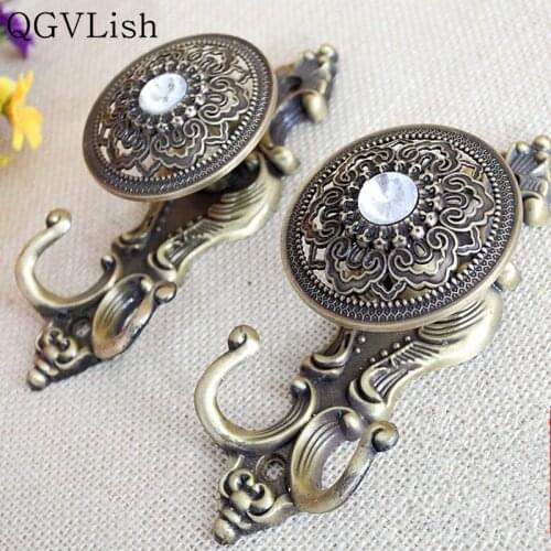 QGVLish 2Pcs Diamond Wall Curtain Hook Cloth-Hat Tieback Buckle Hanger Strap Tassel Brush Holder Hooks Curtain Accessories Decor