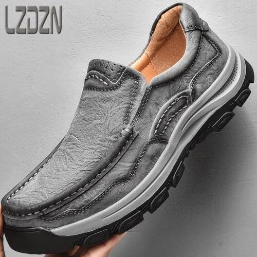 Mens Leather Shoes Vintage Manual Soft Soles British Travel Men Shoes Europe Station Thick Soles Outdoor Wide Feet Lazy People