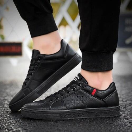 Men shoes casual men sneakers black sports shoes for men Leather trend male Footwear Soft Rubber Male Flats Shoes