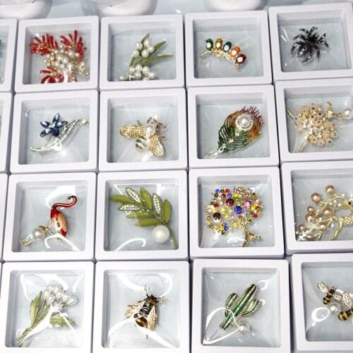 GIOIO Butterfly Brooches For Clothes