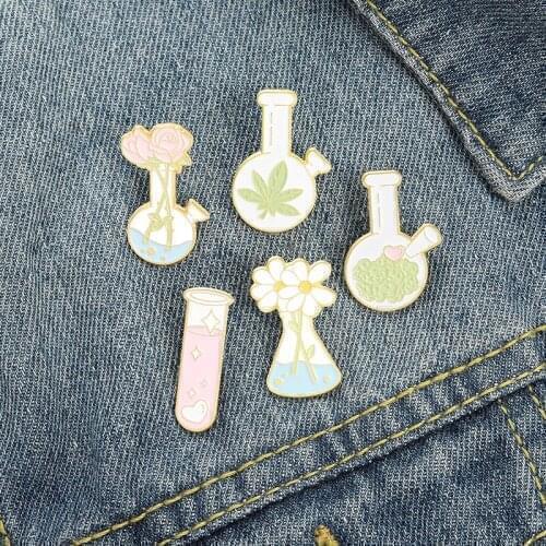 Beautiful ornaments plant series badges simple temperament daisy pink flower shape alloy brooch