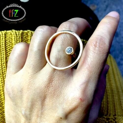 F.J4Z 2020 Trend Fashion Designed Finger Ring for Women Rock Big Circle Geo Top Rings Rhinestone Ladies Rings Jewelry Christmas