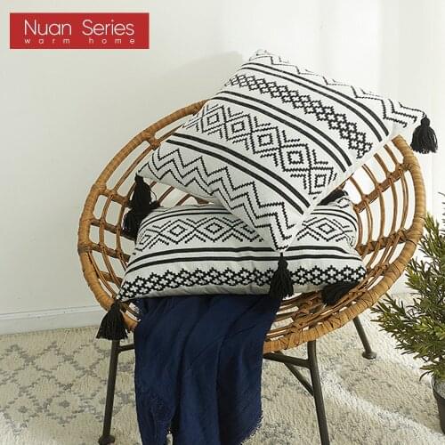 Home Decor Nordic Geometric Jacquard Tassel Hugging Pillow Case Sofa Pillow Case Cushion Cover Car Chair Cushion Cover