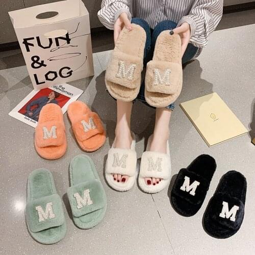 2021 New Womens Shoes With Rhinestone Letters M Plush Home Opening Cotton Floor Slippers Winter Keep Warm Womens Slippers