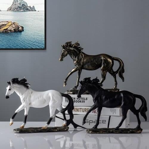 Retro Resin Horse Statue Sculpture Home Decor Accessories Living Room Decoration Desk Ornaments Lucky Success Animal Gift