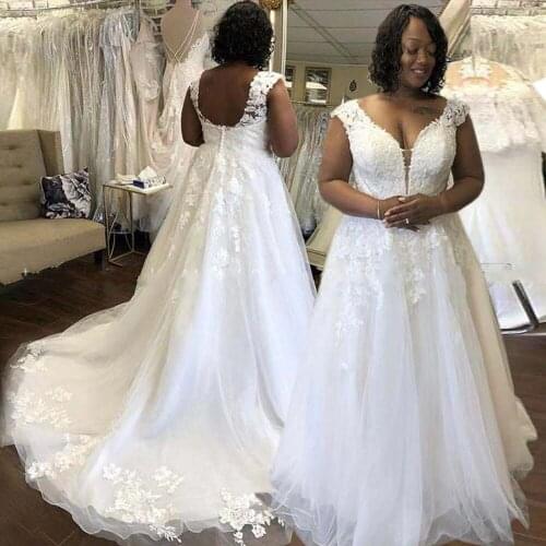 Sexy Tulle African Wedding Dresses Cap Sleeves Deep V Neck Backless Lace Appliques A Line Bridal Gowns Vestido De Noiva