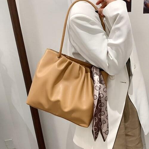 High Quality Pu Bucket Women Shoulder Bag Silk Scarf Large Capacity Underarm Handbag Womens Magnetic Buckle Tote Shoulder Bag