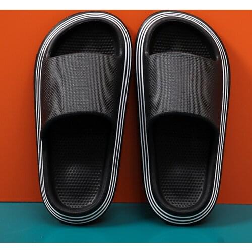 Tatisaurus Men's Slippers