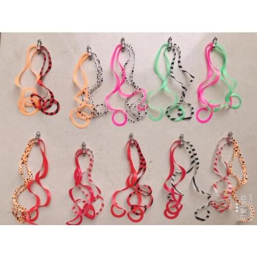 50pcs Silicone Skirt Assist hook jigging hook sea fishing hook Jig head fishing hook super strong