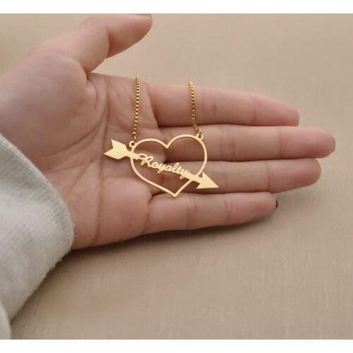 Customized Personalized Arrow Through Heart Stainless Steel Name Plate Necklace Box Chain For Women Girls Custom Necklace Gifts