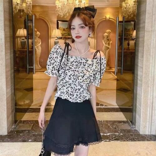 Summer new French style niche bm wind short floral sling puff sleeve square neck chiffon shirt y2 style