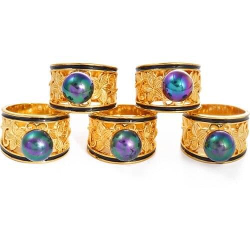 Anniyo Wedding Rings