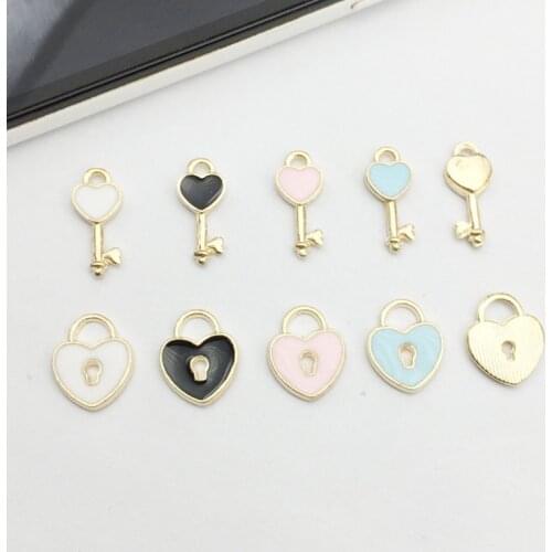 10pcs/pack Lovely Lock key Metal Charms Enamel Golden Pendants Earring DIY Fashion Jewelry Accessories 14*17mm