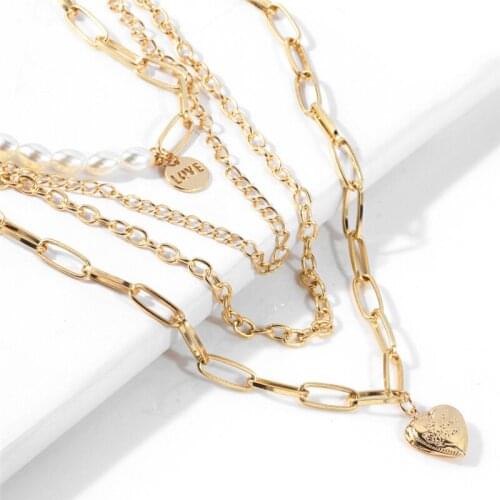 2020 New Heart Pendant Necklace Women Pearl Peach Fashion Popular Copper Multi-layer Sweater Chain Necklace Jewelry