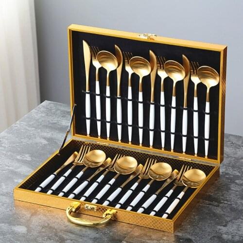 European Cutlery Set 24 Piece Knife Spoon and Fork Set 304 Stainless Steel Knife Fork Tableware Dinnerware Set Plates Gift Box