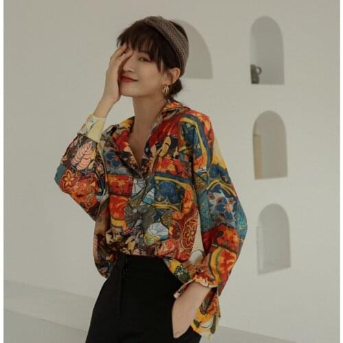 Retro oil painting print autumn 2020 new loose casual shirt lapel light sun protection clothing cardigan ladies simple blouse