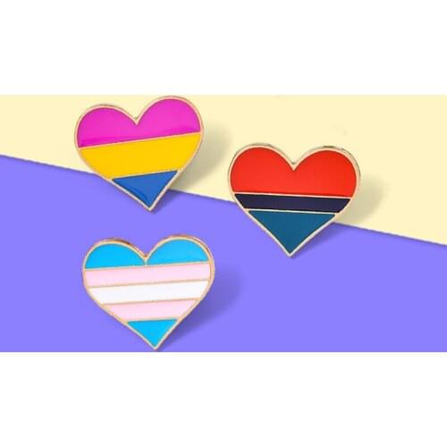 Rainbow Love Heart LGBT Enamel Pins Brooches Brooch Metal Pins Badge Gay Lesbian Pride Lapel Jewelry Gift women Spille