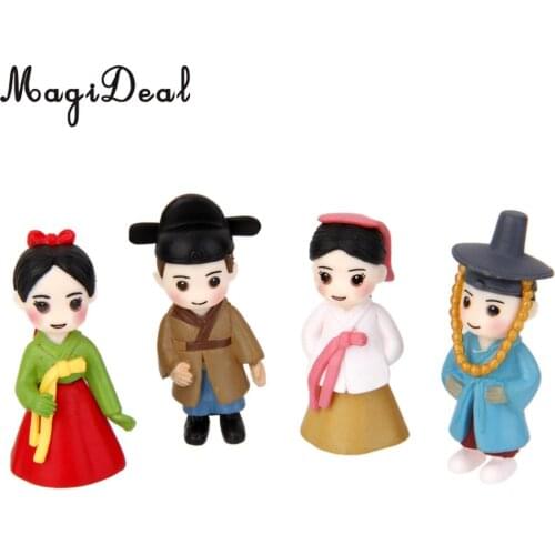 MagiDeal 2 Pairs Korean lovers 4pcs Girls Miniature Bonsai Craft Fairy Garden Micro Landscape Figurines DIY Moss Terrarium Decor