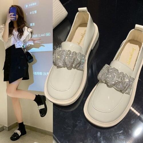 College Girls rhinestones pleated small leather shoes women bullocks square toe loafers patent leather oxfords woman flats 2021