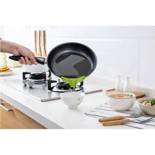 1PC New Anti Leakage Kitchen Pot Round Deflector Edge Creative Liquid Silicone Funnel Cooking Practical Kitchen Tools OK 0258